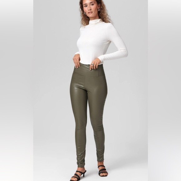 mattesan Pants - Chic Olive High-Waist Faux Leather Leggings